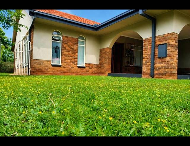 10 BEDROOM PROPERTY TO RENT IN DIE BULT